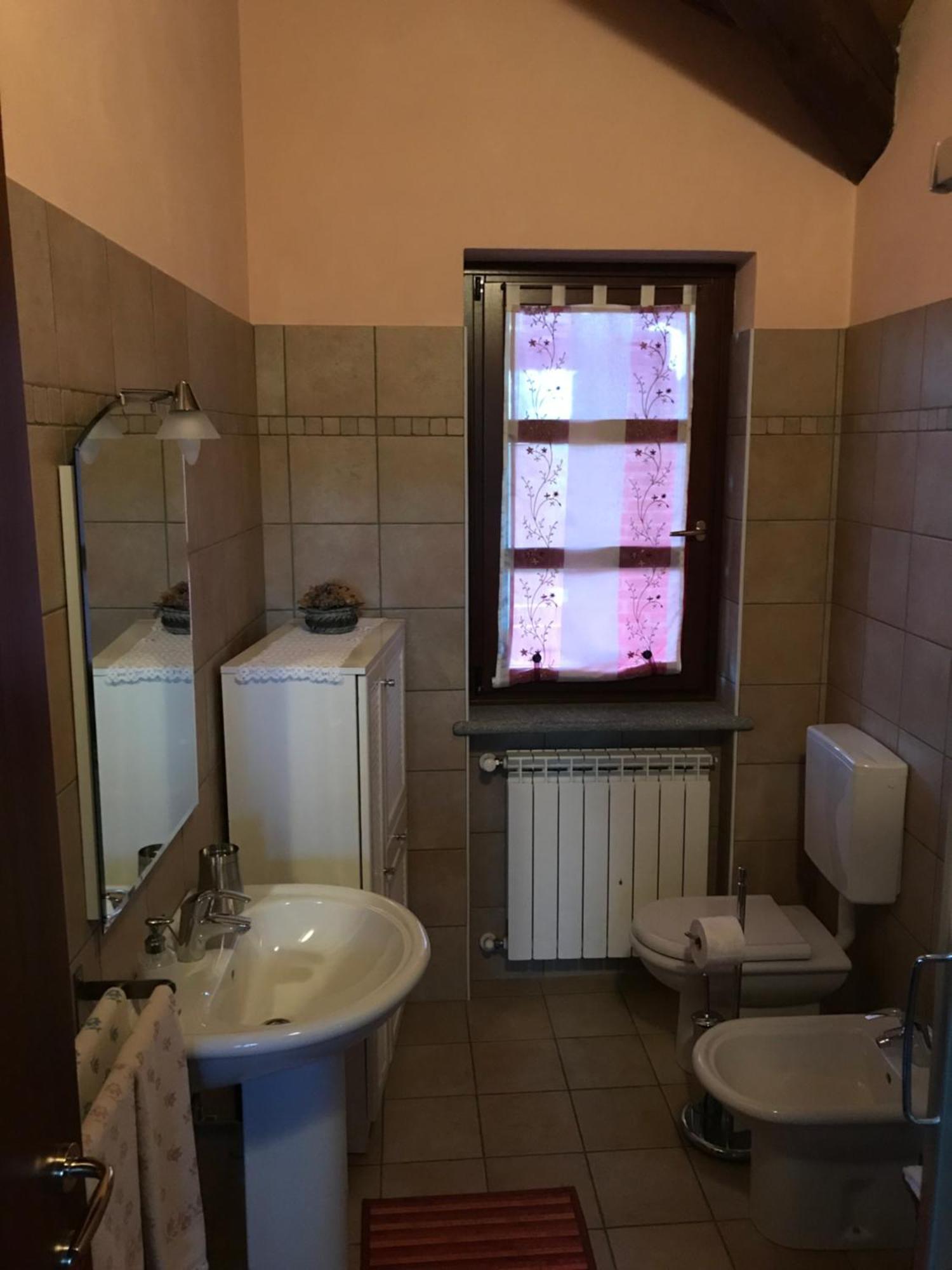 Agriturismo Bric Di Gai 蒙福特达尔巴 外观 照片