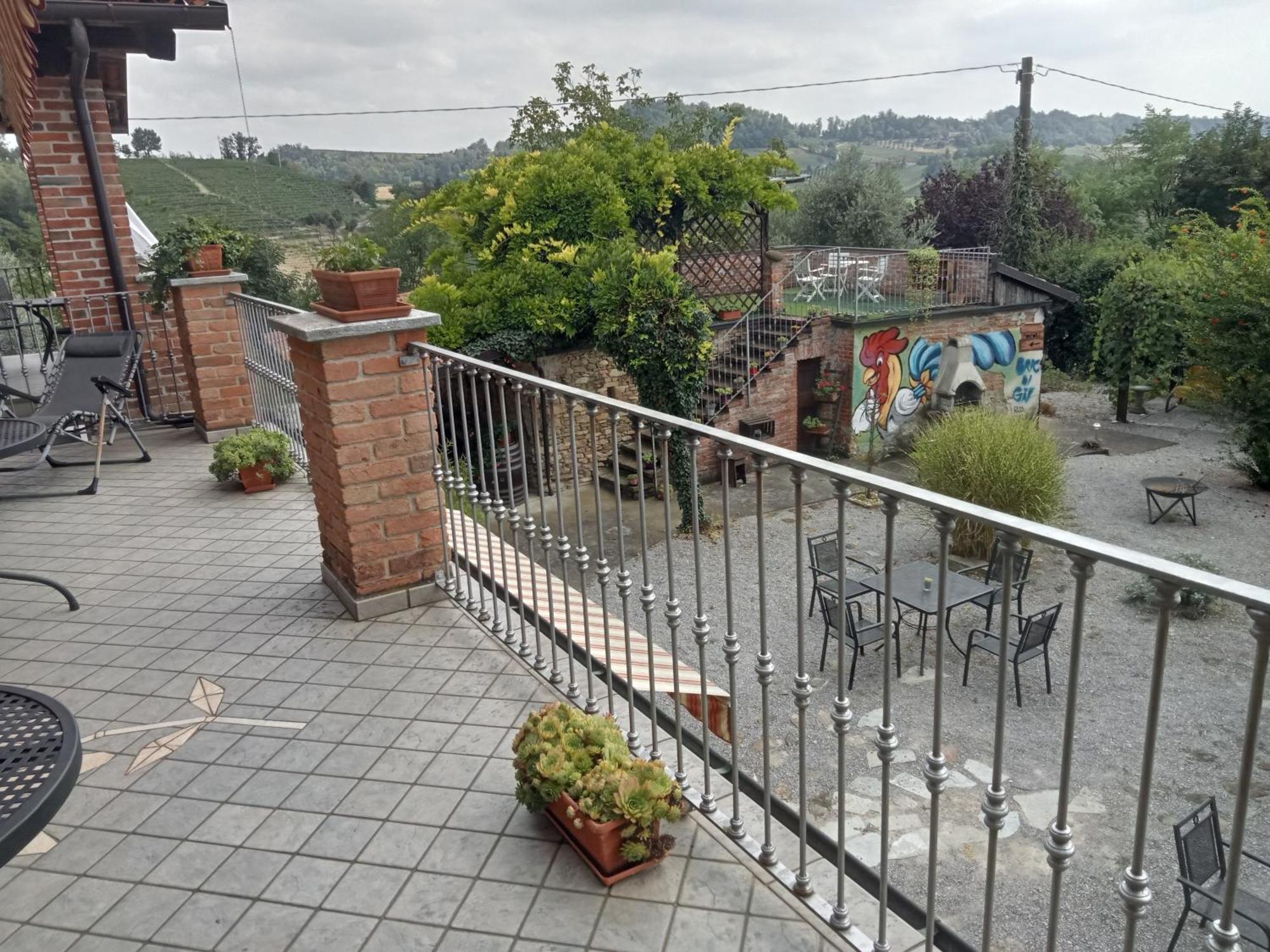 Agriturismo Bric Di Gai 蒙福特达尔巴 客房 照片